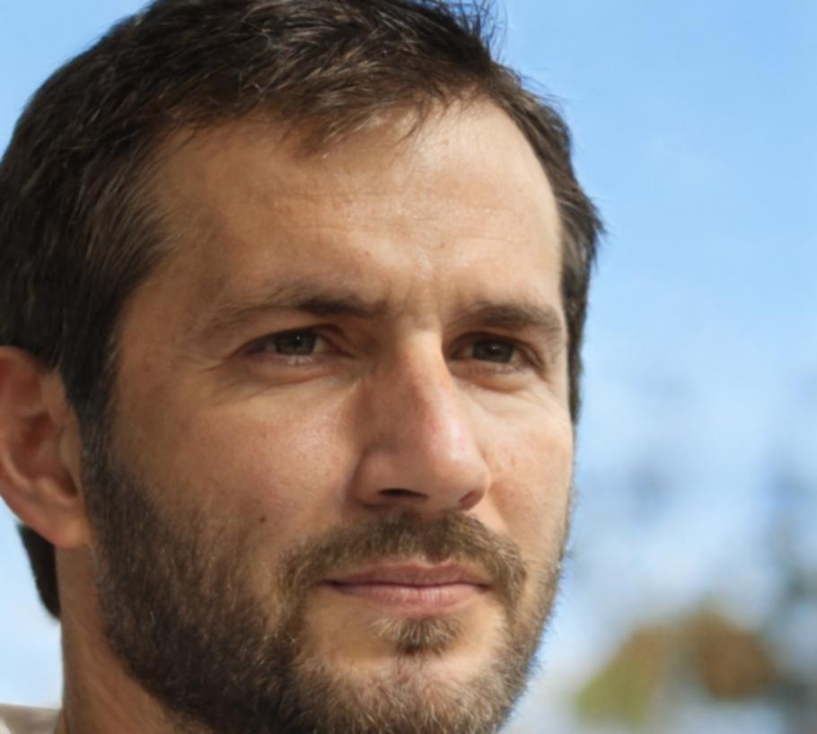 Carlos Martínez